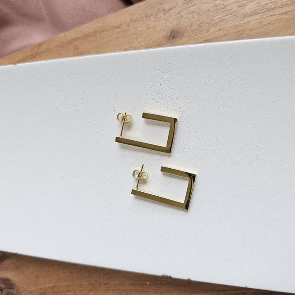 Goldi Luxe Gold Square Hoops – 18K Gold Plated, Unique Design
