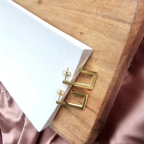 Goldi Luxe Gold Square Hoops – 18K Gold Plated, Unique Design