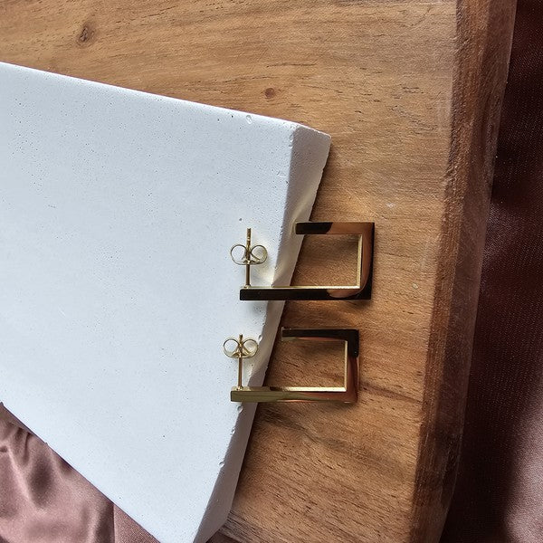 Goldi Luxe Gold Square Hoops – 18K Gold Plated, Unique Design