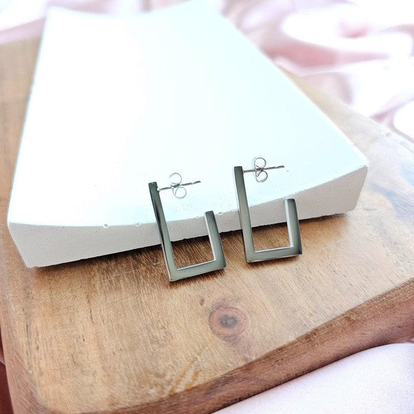 Goldi Luxe Silver Square Hoops – Unique Design, Stainless Steel