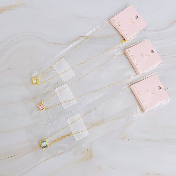 Sweet Square Pendant Necklace – 18k Gold Plated, Dainty Chain