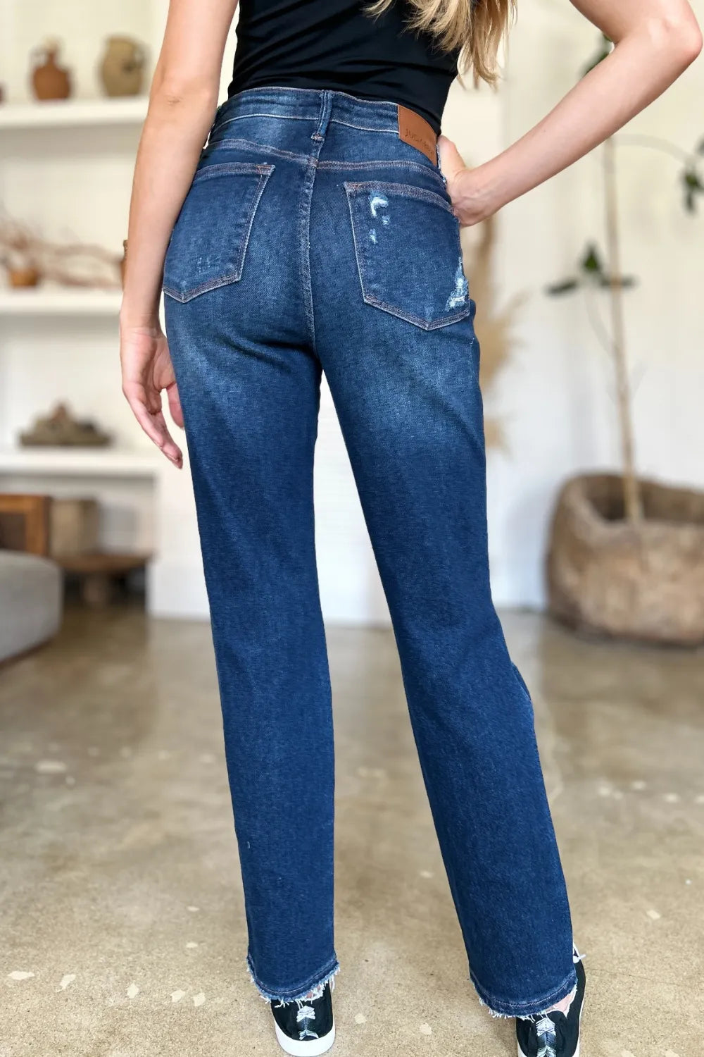 Back of Wynna Straight Jeans, high waist design with Judy Blue tag