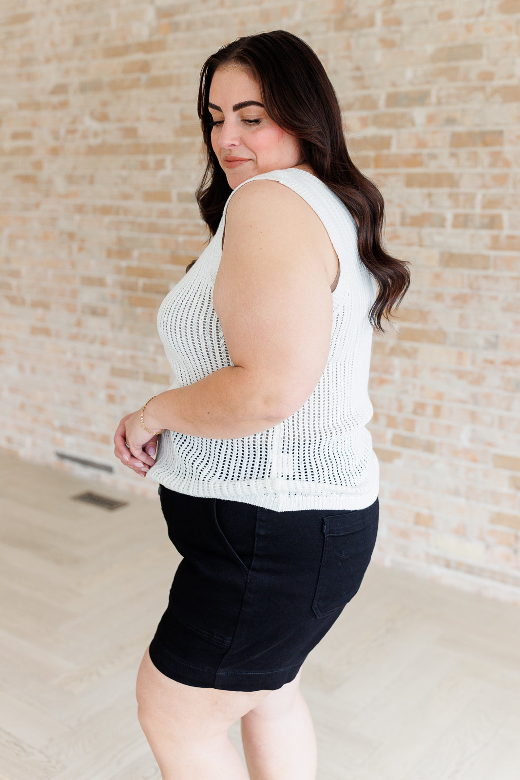 High-stretch plus size v-neck tank – lightweight and perfect for layering. Side View