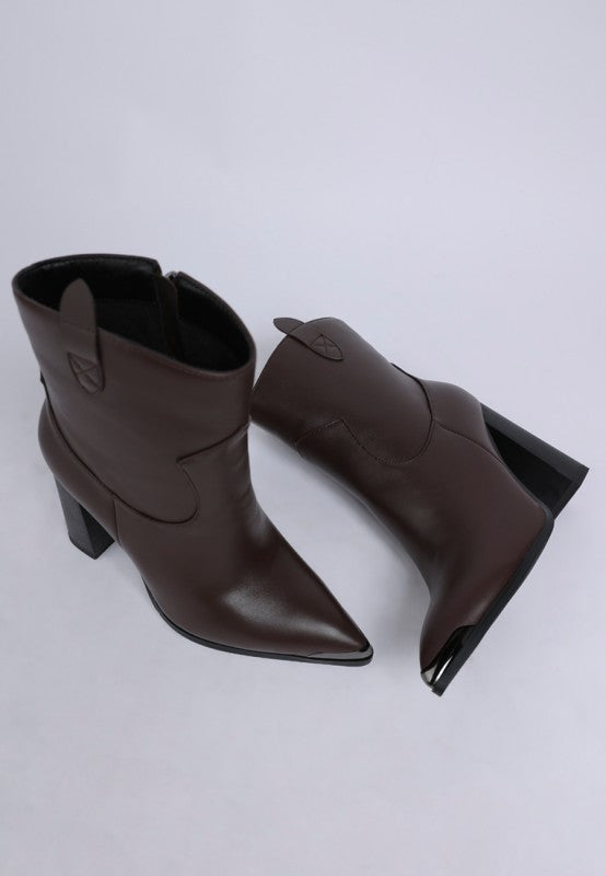 Top view of Brown Hatter Pointed Toe Boots highlighting cushioned insole and pointed toe design