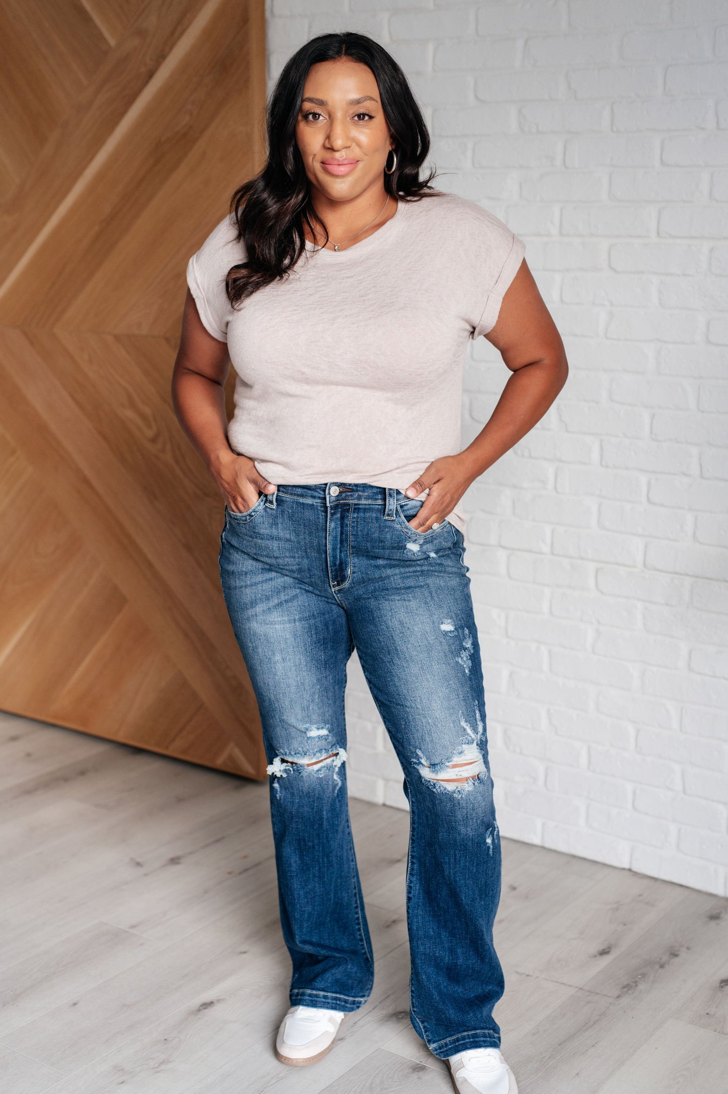 Comfortable and stylish neutral plus size top, perfect for everyday wear or layering.