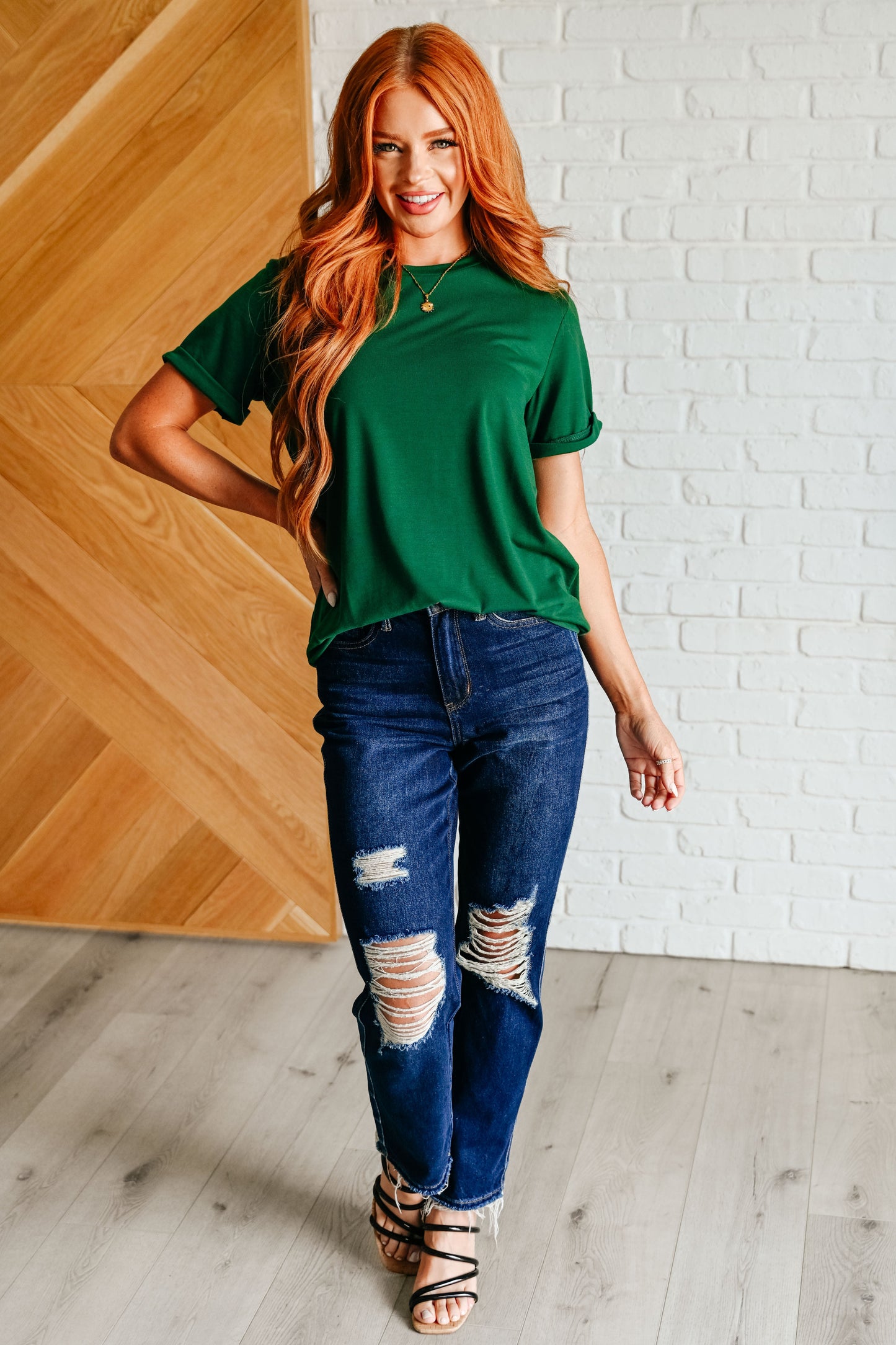 Women's jersey knit green t-shirt – comfy everyday style.