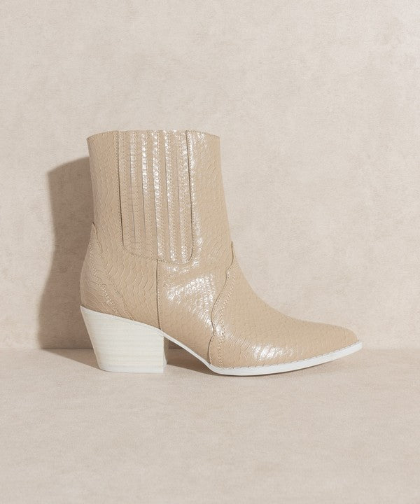 Dawn Paneled Western Bootie By Oasis Society