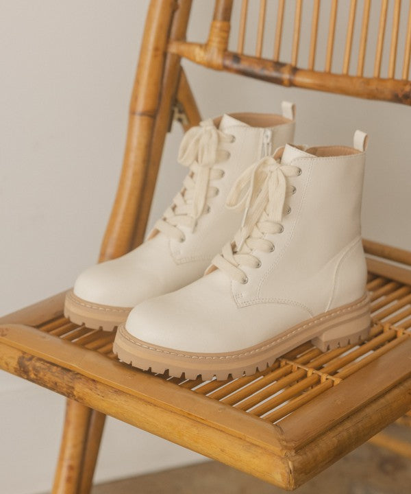 Amora Military Bootie By Oasis Society