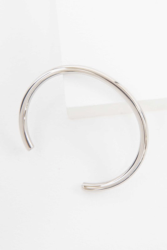 Xeni Solid Bar Cuff Bracelet