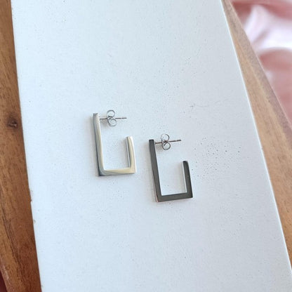 Goldi Luxe Silver Square Hoops – Unique Design, Stainless Steel