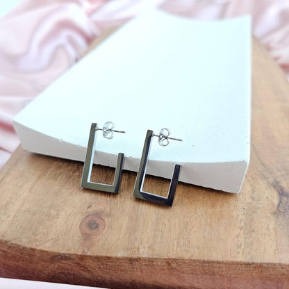 Goldi Luxe Silver Square Hoops – Unique Design, Stainless Steel