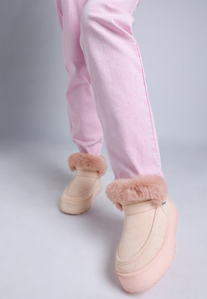 Pink Linka Snow Boots highlighting secure pin buckle strap and cozy winter-ready design.