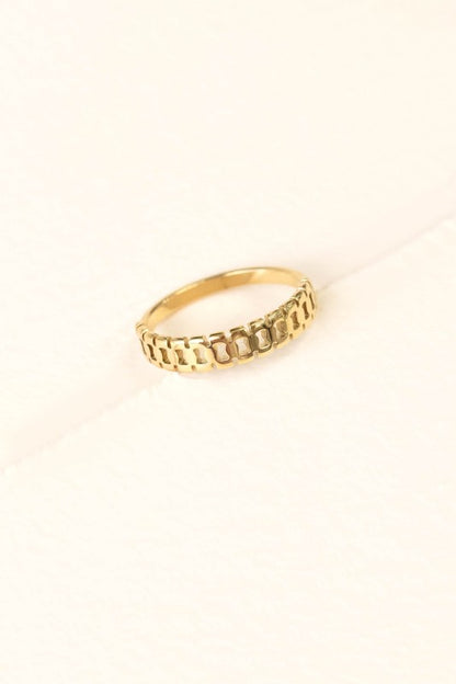 Bridge Ring top view of gold plated chain-link band with polished stainless steel base