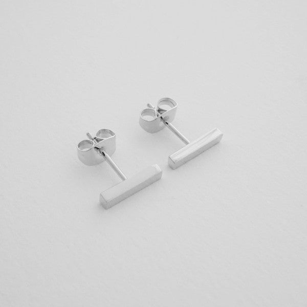 Mera Middle Bar Earrings