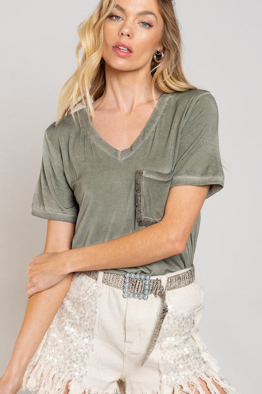 Bennie Girly Meets Basic Short Sleeve Top