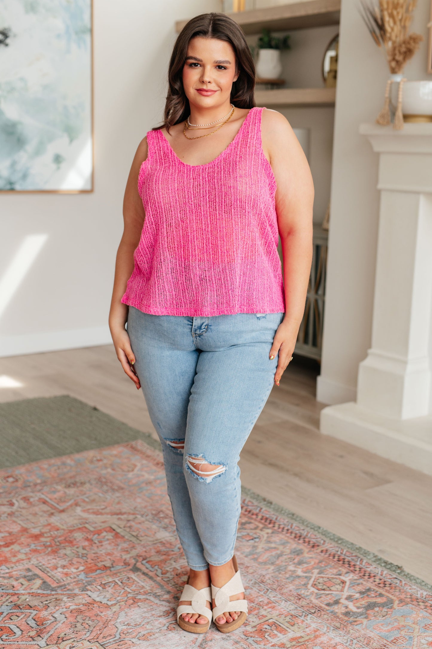 Plus size full body look Daleyza hot pink knit A-line tank top, scoop neck, trendy oversized fit, casual chic style.