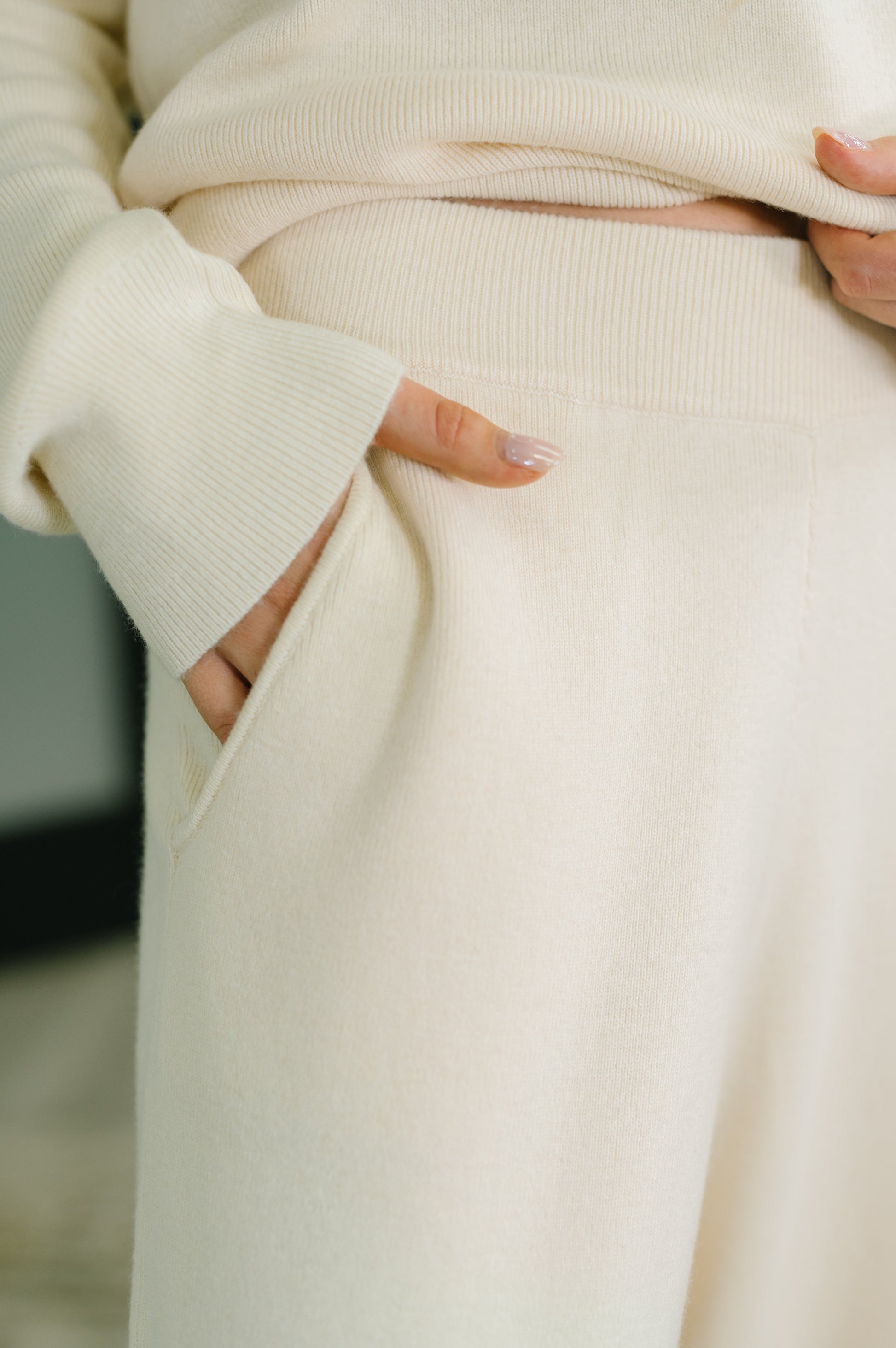 Close-up of waistband and pocket detail on Clove Culottes in Oat