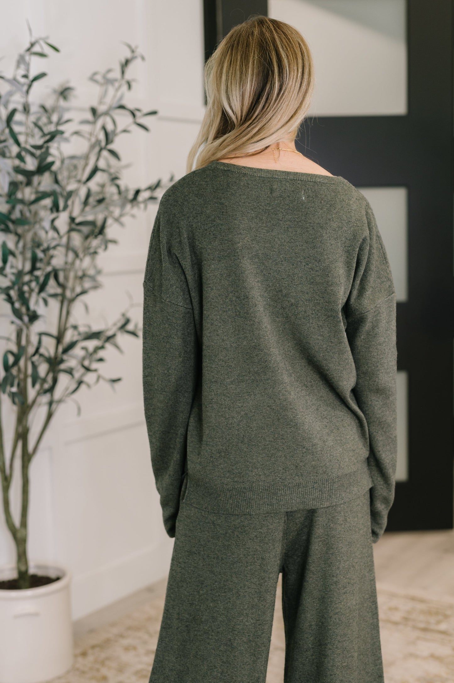 Clove Sweater in Moss – Ribbed Knit, Oversized Fit