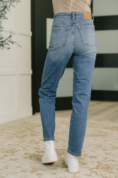 Back view Judy Blue Izzie straight fit jeans and high waist.