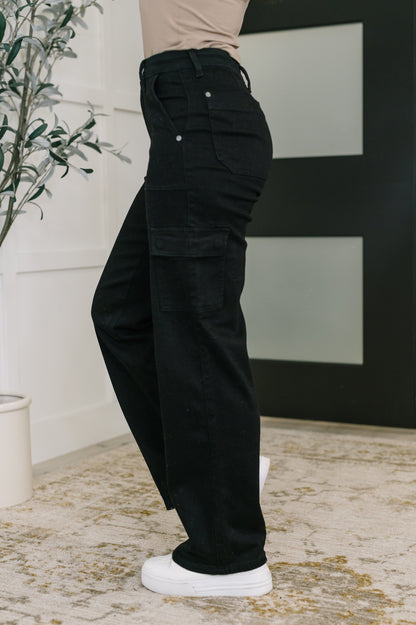 Keira High Waist Cargo Wide Black Pants – Side angle showing cargo pocket detail.