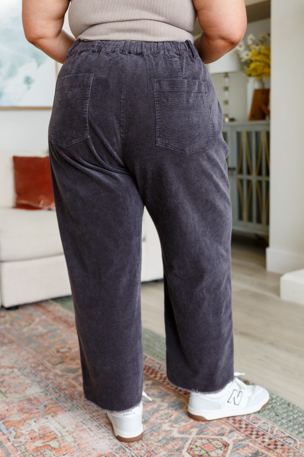 Yuki Corduroy Pants