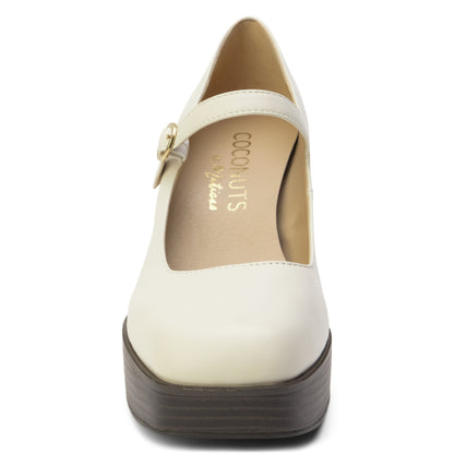 Front angle of Matilda Platforms by Matisse showcasing the round toe.