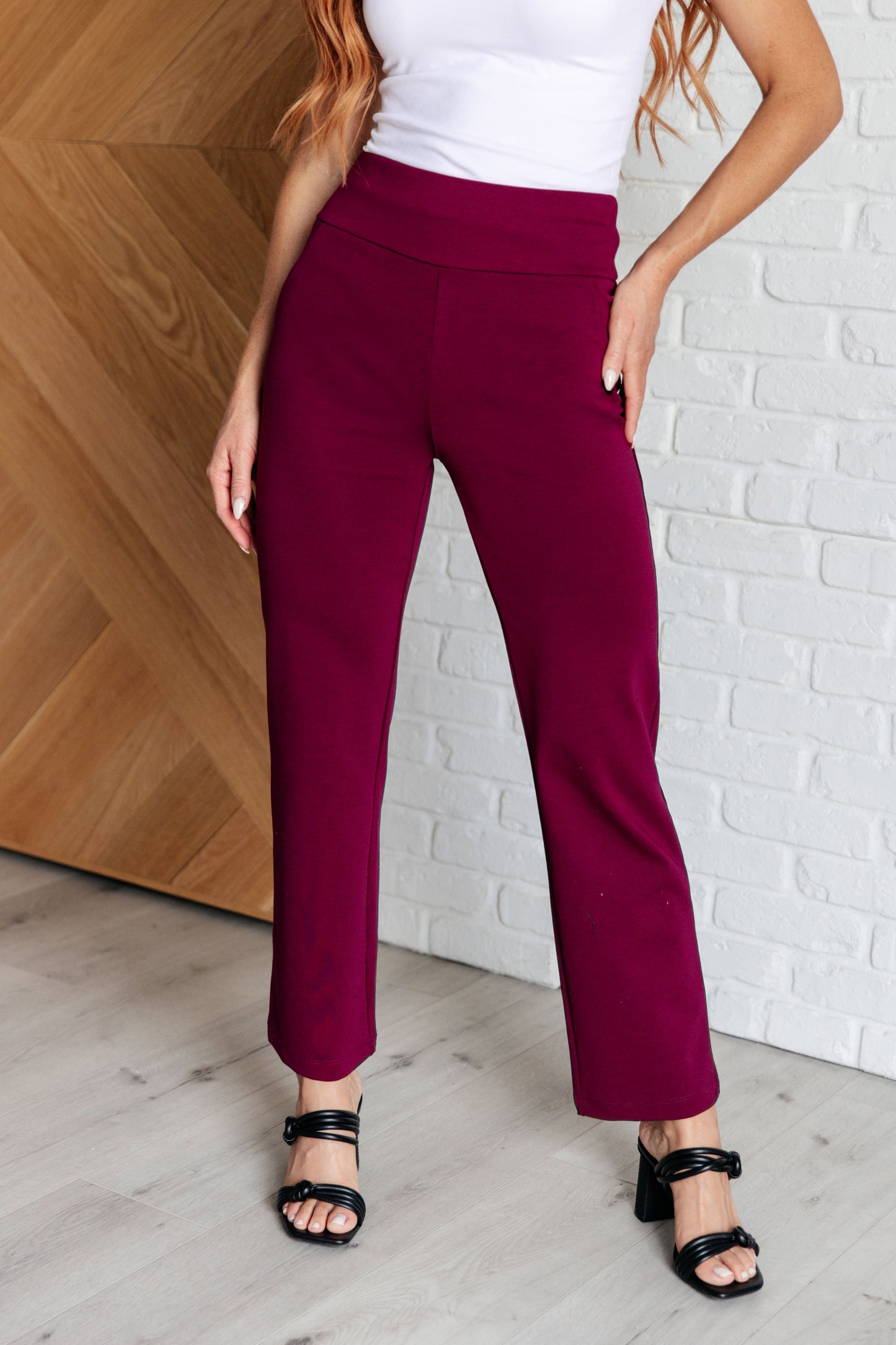 Rosita Magic Straight Pants in Wine