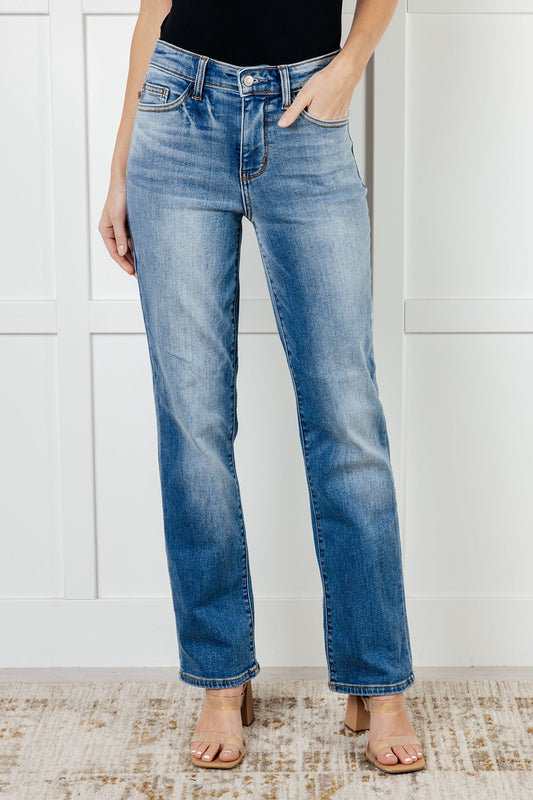 Nivea Vintage Wash Thermal Straight Jeans with a high-rise fit, brushed thermal liner, vintage wash, and straight leg silhouette for warmth and style.