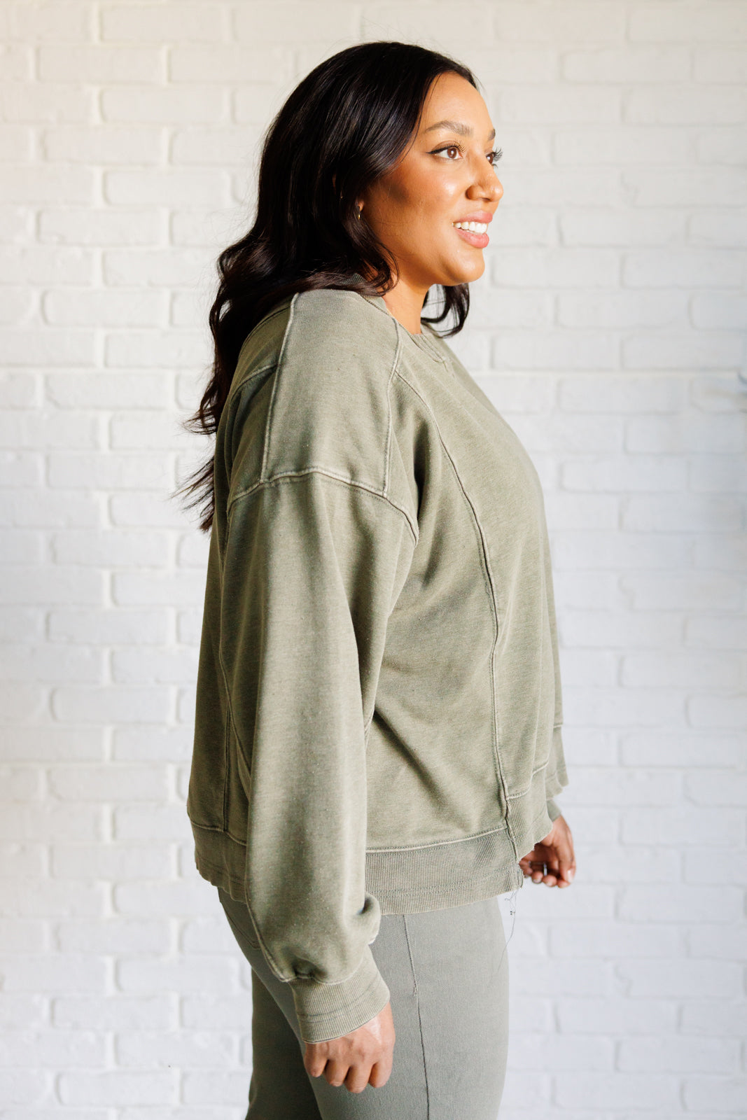 Drina Mineral Wash Crew Neck Pullover in Army Green