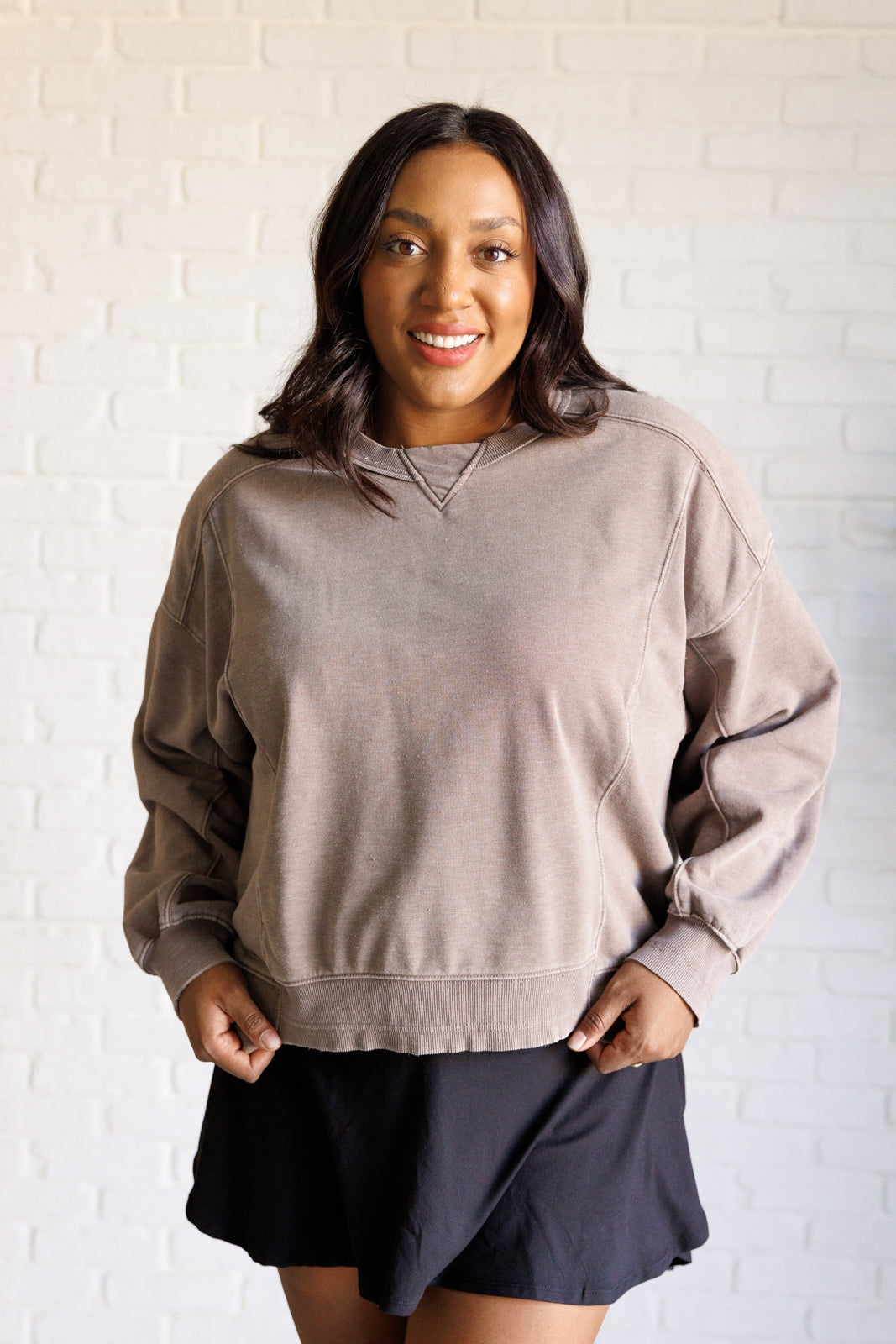 Drina Mineral Wash Crew Neck Pullover in Mocha