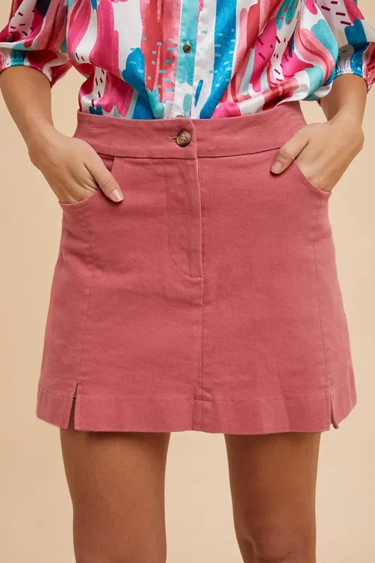 Stretch cotton mini skirt in rose pink – comfy and chic everyday style.