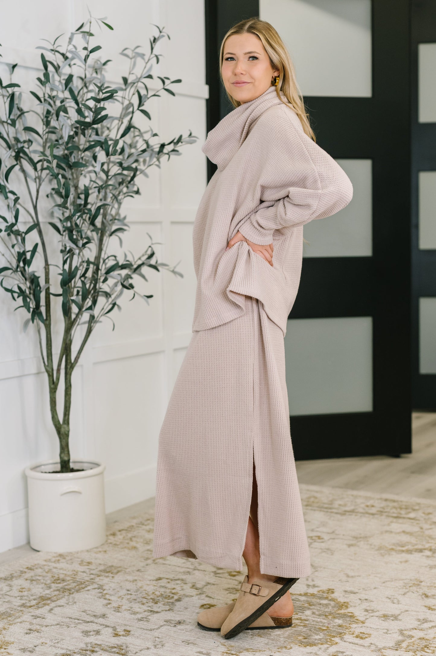 Side view of Wannetta Set in Oatmeal showing relaxed boxy fit and airy side slits.