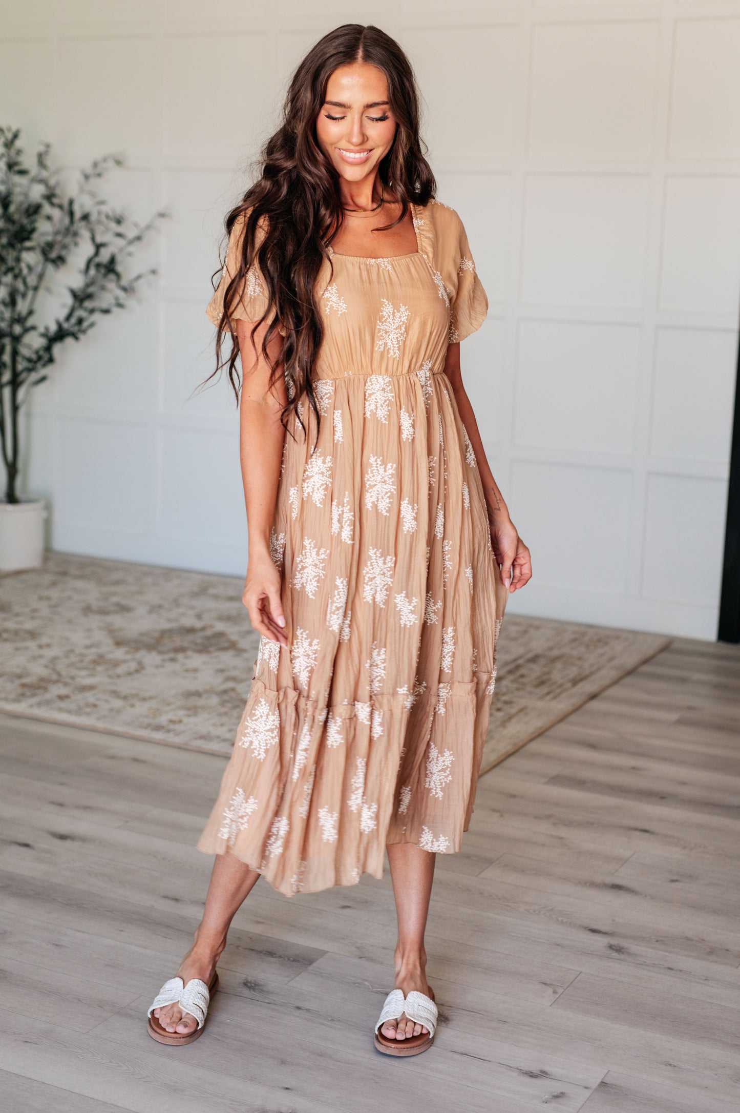 Emery Balloon Sleeve Dress in Camel