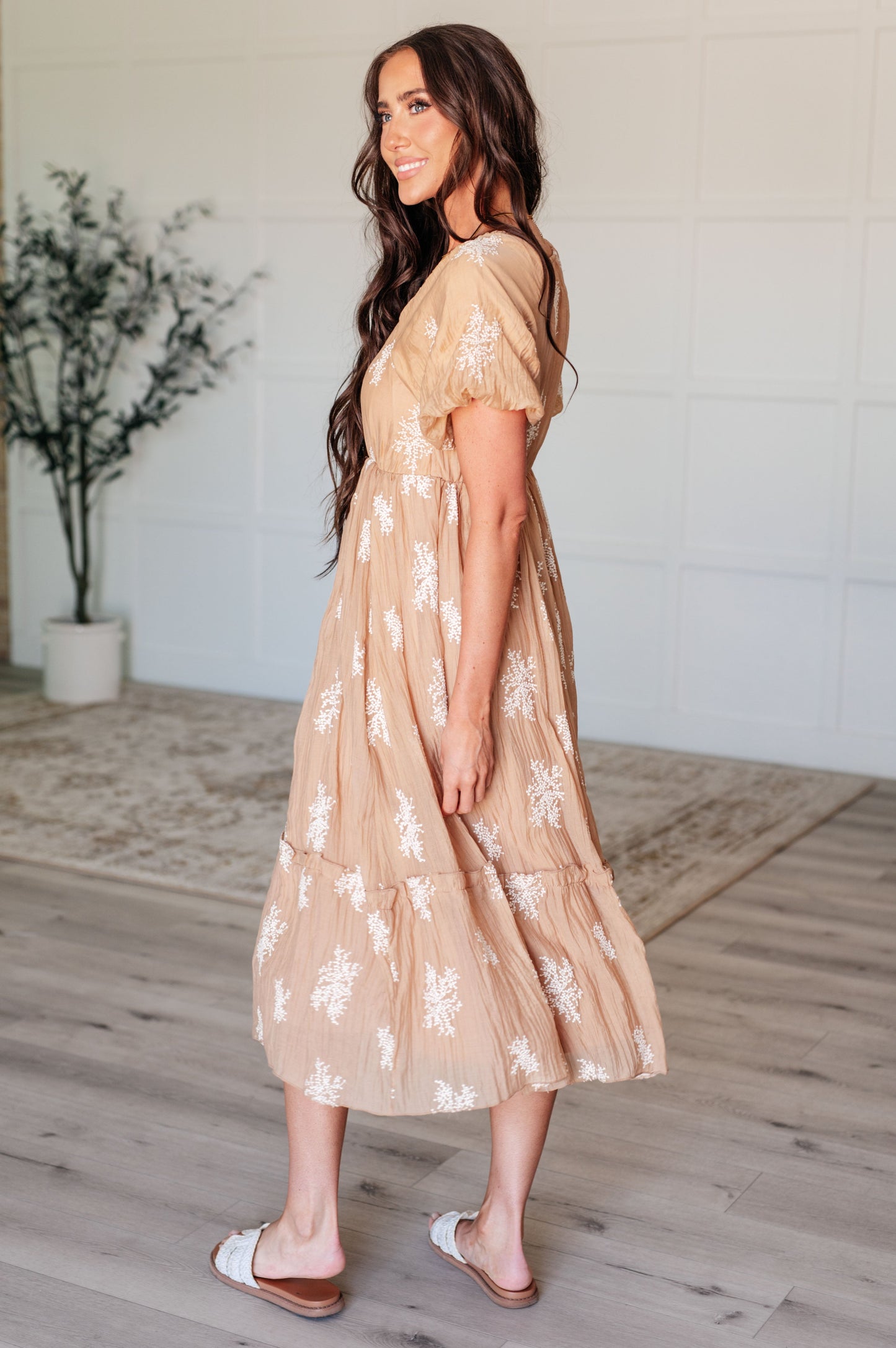 Emery Balloon Sleeve Dress in Camel