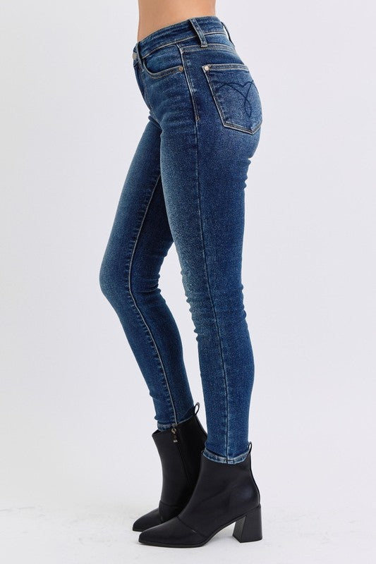 Sadie Mid-Rise Waist Skinny Jeans with Pockets by Judy Blue