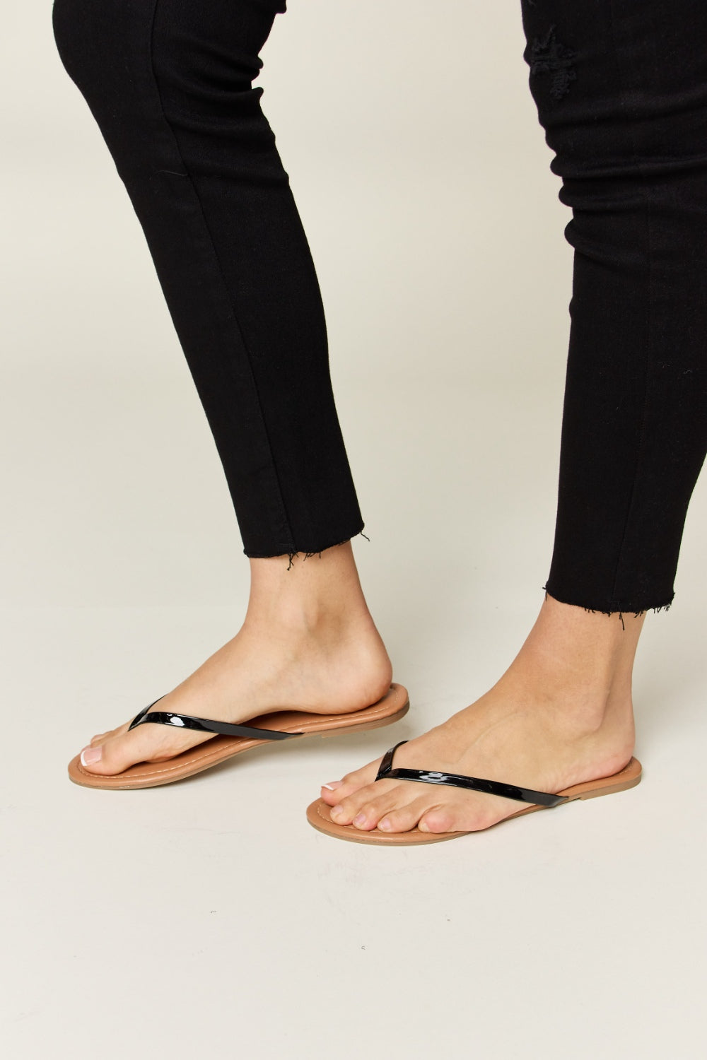 Nabila Vegan Leather Flip Flops