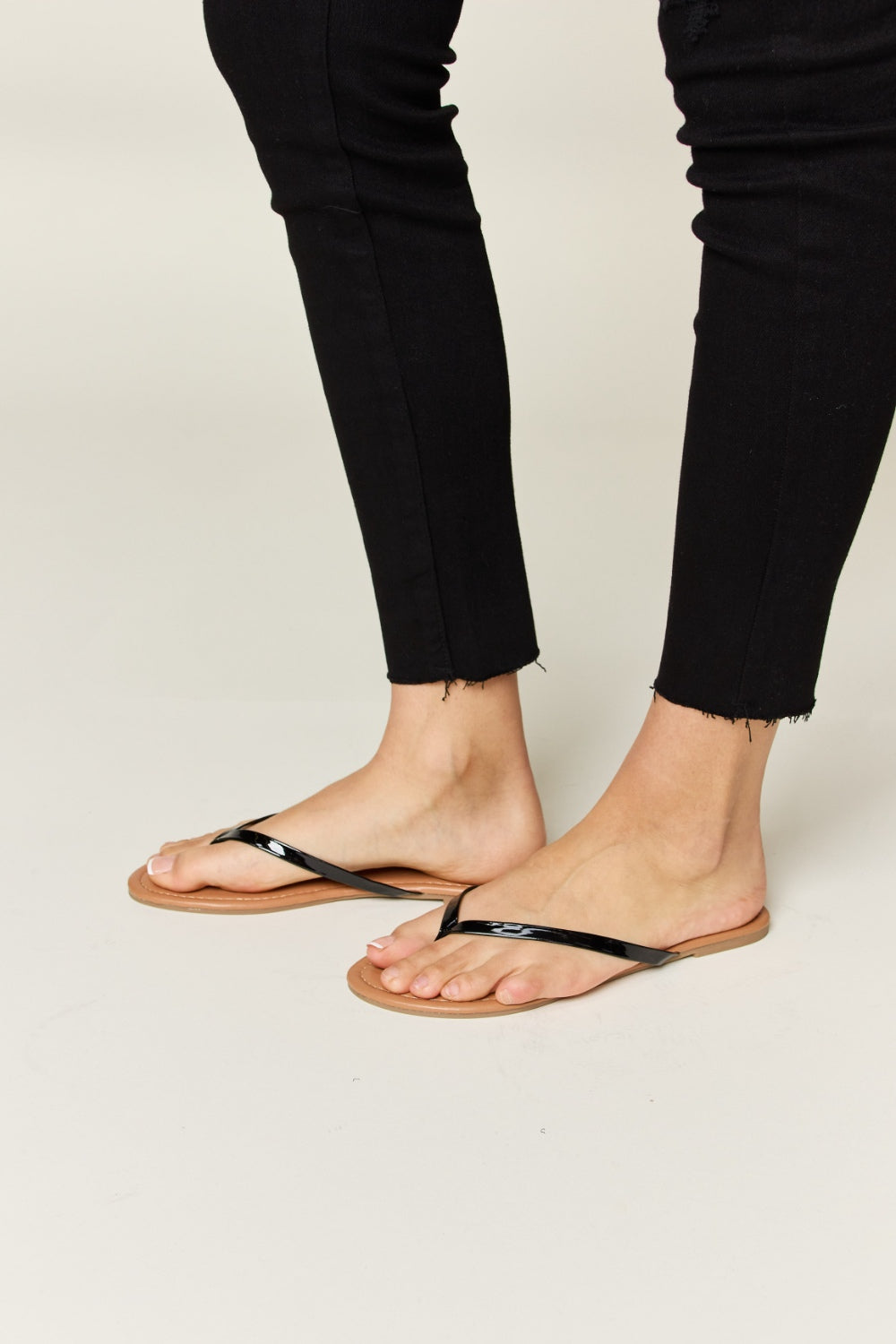 Nabila Vegan Leather Flip Flops