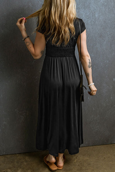 Sequoia V-Neck Short Sleeve Dress In Black/ Mauve